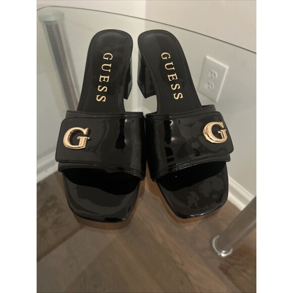 Women's Guess Gallai Block Heel Slip-On Sandals, Sz 6.5 M - Picture 2 of 5